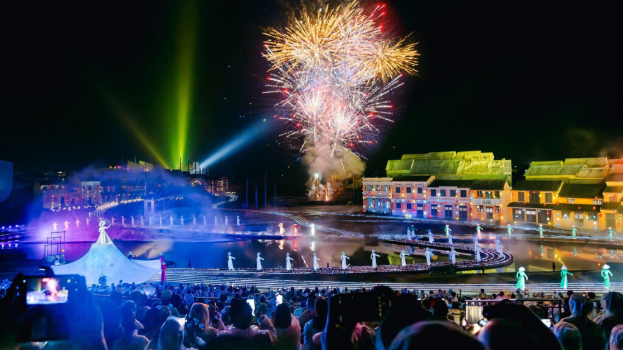 Hoi An Memories Show Outdoor Visual Masterpiece
